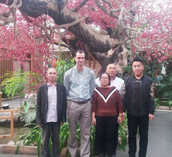 英国客户来厂订购设备